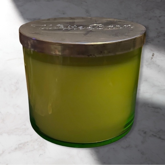 Bath & Body Works White Barn Eucalyptus And Mint Scented 3 Wick 14.5oz Candle - Picture 4 of 6